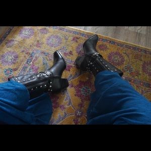 Genuine leather Harley Davidson Cowgirl/Biker boots! Size 6.5